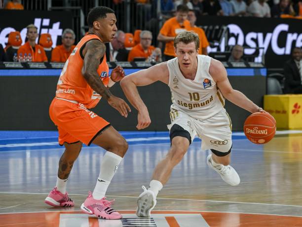 反复尝试去 反复尝试去