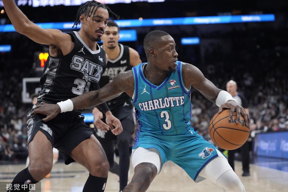 执教国足 执教国足