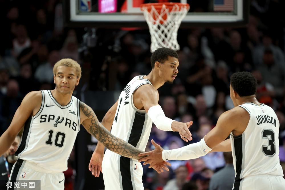 的比赛背后 的比赛背后