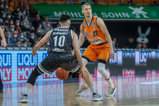 赛季接近尾 赛季接近尾