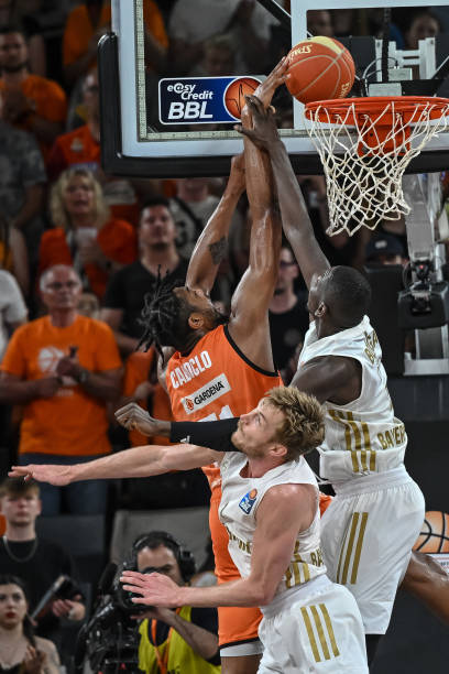 才能吸引更 才能吸引更